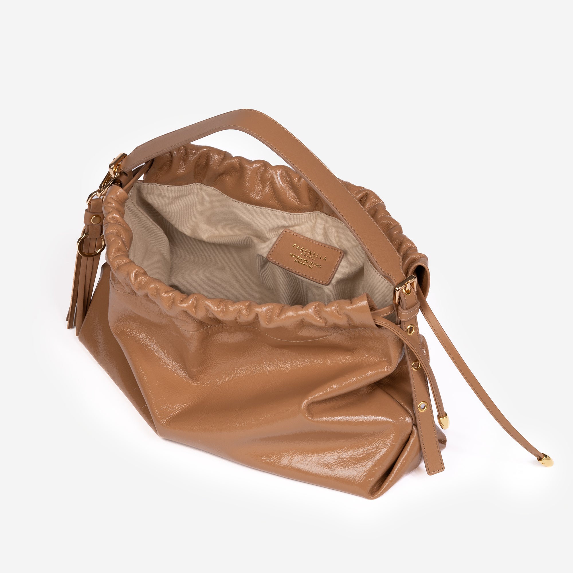 DELIA CAMEL CRACK