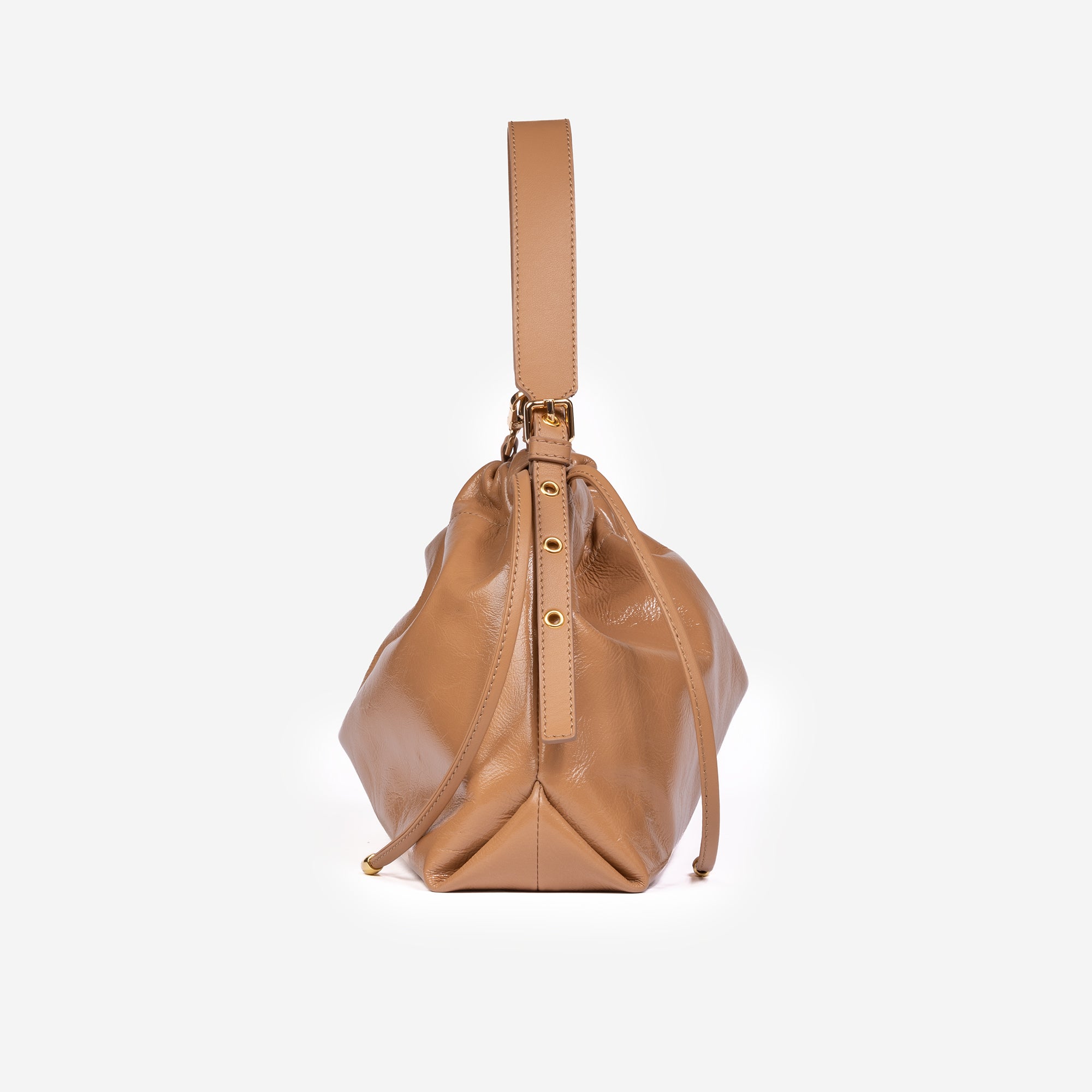 DELIA CAMEL CRACK