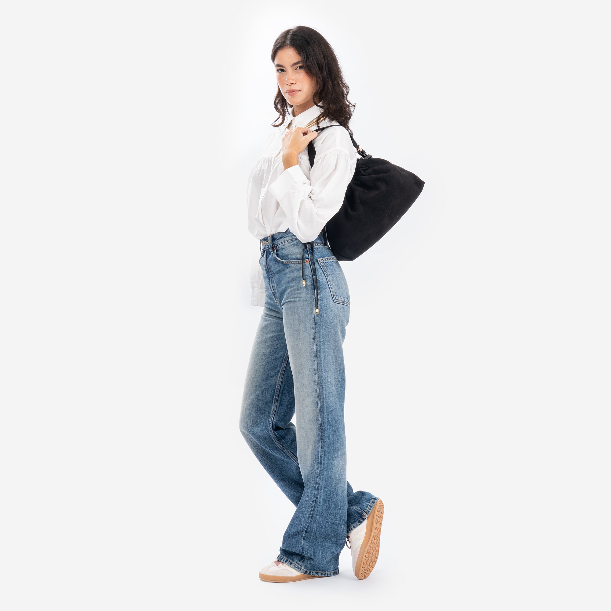 DELIA SCAMOSCIATA NERA